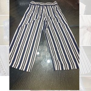 Zara Pants. Comfortable and stylish.